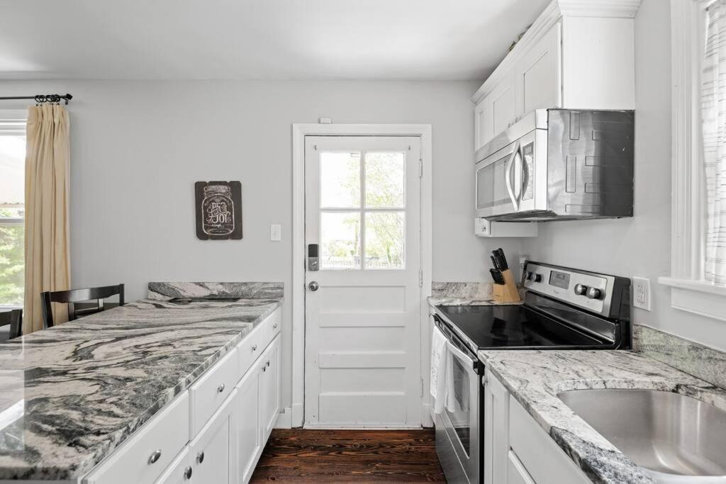 Private House + Yard Central Location To All Rva Richmond Exterior foto