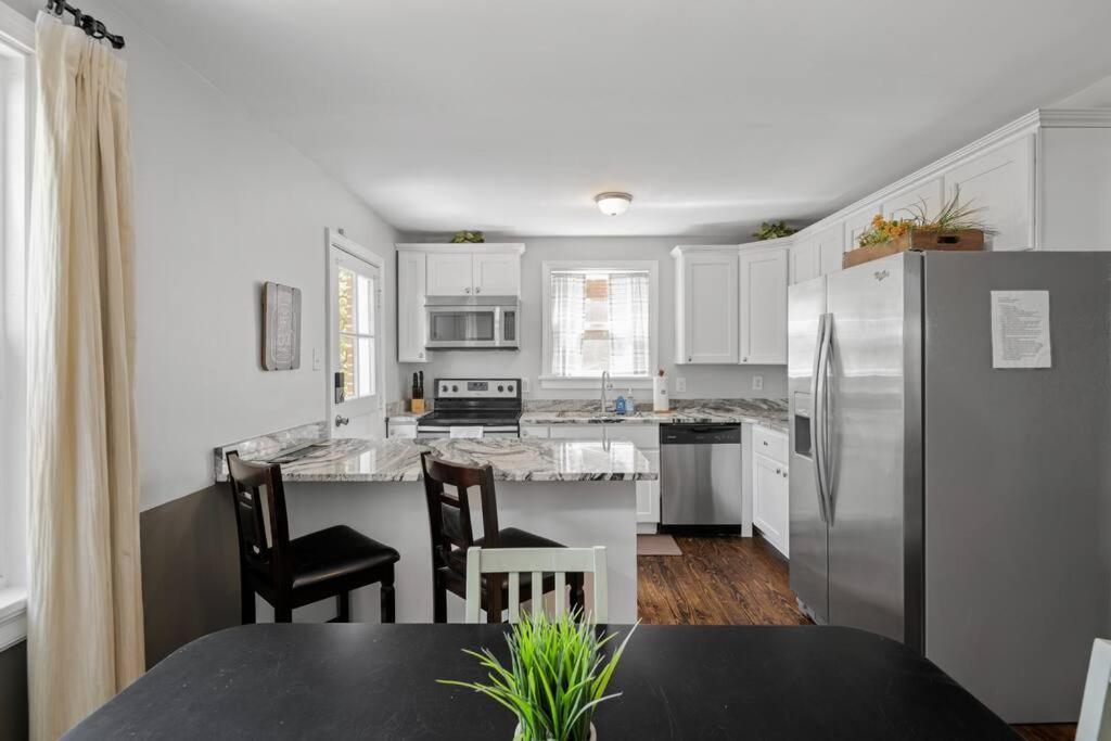 Private House + Yard Central Location To All Rva Richmond Exterior foto